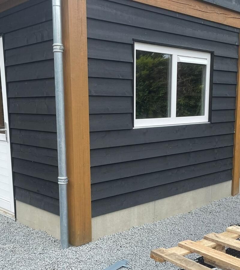 Grondwerk bij bijgebouw