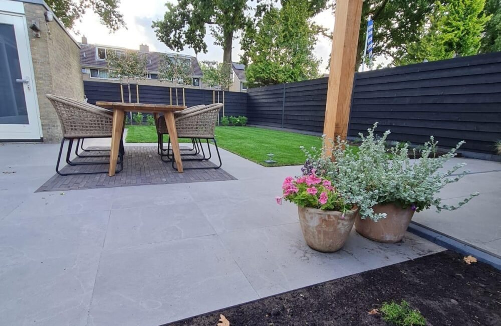 af189945-e30c-4208-97e1-037a41db9457