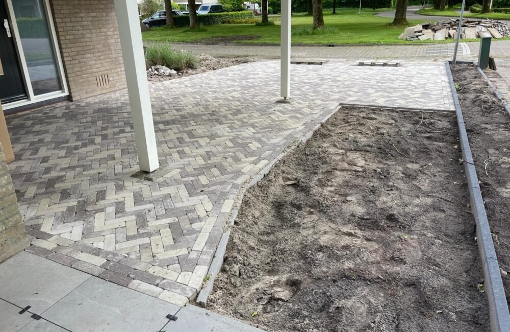 c057fcbc-5454-4305-a083-fa643ae358b8